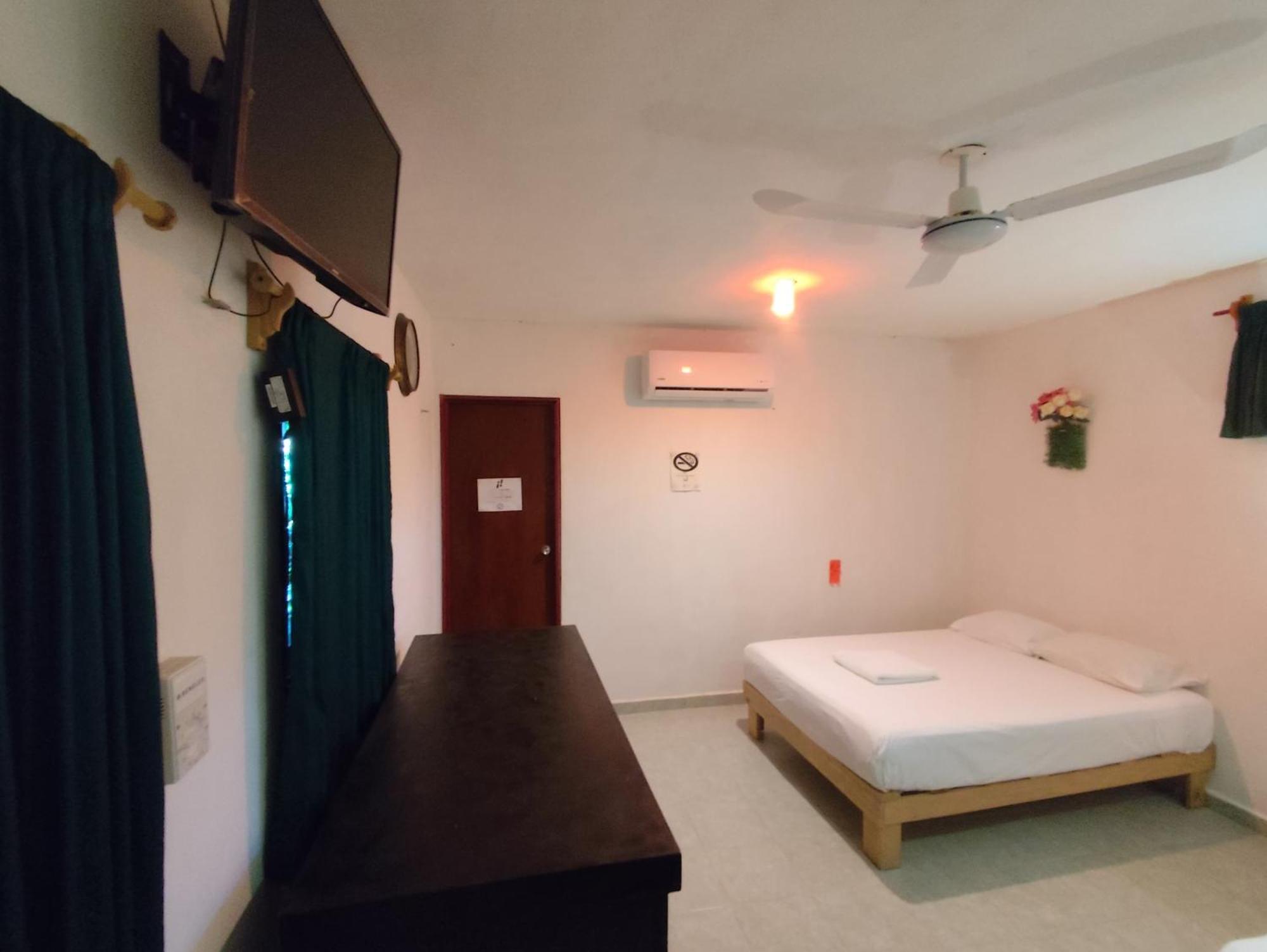 Alojamiento Ya'Ax Nah Playa del Carmen Dış mekan fotoğraf